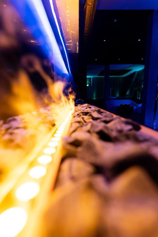 Les Secrets Rooms - Bonneval - Love Room - Spa Et Hammam Privatif Zewnętrze zdjęcie